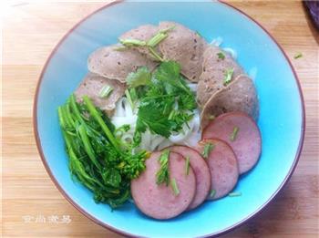 肉牛肉丸汤河粉怎么做，肉牛肉丸汤河粉怎么做好吃，肉牛肉丸汤河粉做法