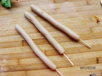 香煎鸡肉肠怎么做，香煎鸡肉肠怎么做好吃，香煎鸡肉肠做法