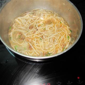 家常瘦肉臊子面怎么做，家常瘦肉臊子面怎么做好吃，家常瘦肉臊子面做法