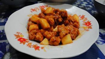 苹果咕噜肉怎么做，苹果咕噜肉怎么做好吃，苹果咕噜肉做法
