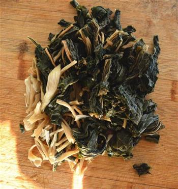 红豆菜干猪骨汤怎么做，红豆菜干猪骨汤怎么做好吃，红豆菜干猪骨汤做法