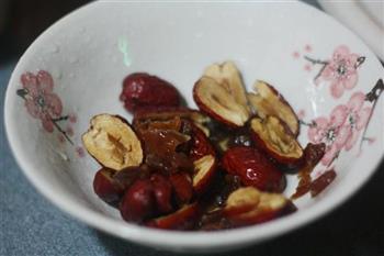 桂圆红枣炖燕窝怎么做，桂圆红枣炖燕窝怎么做好吃，桂圆红枣炖燕窝做法