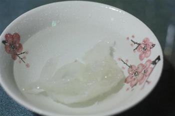 桂圆红枣炖燕窝怎么做，桂圆红枣炖燕窝怎么做好吃，桂圆红枣炖燕窝做法