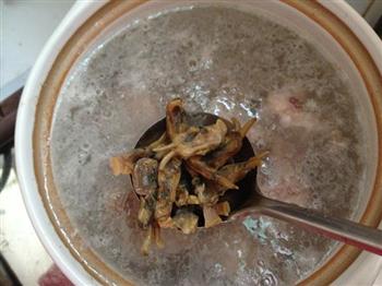 蛏干炖菌菇汤怎么做,蛏干炖菌菇汤怎么做好吃,蛏干炖菌菇汤做法 蛏干炖菌菇汤怎么做,蛏干炖菌菇汤怎么做好吃,蛏干炖菌菇汤做法