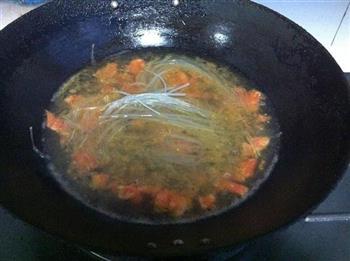 香菇粉条鸡蛋汤怎么做，香菇粉条鸡蛋汤怎么做好吃，香菇粉条鸡蛋汤做法