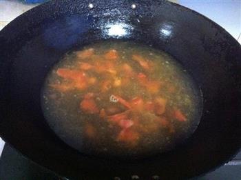 香菇粉条鸡蛋汤怎么做，香菇粉条鸡蛋汤怎么做好吃，香菇粉条鸡蛋汤做法