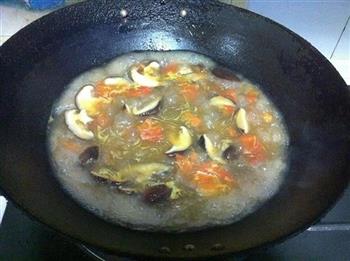 香菇粉条鸡蛋汤怎么做，香菇粉条鸡蛋汤怎么做好吃，香菇粉条鸡蛋汤做法