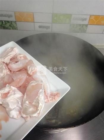 鲜鱼菠菜汤怎么做，鲜鱼菠菜汤怎么做好吃，鲜鱼菠菜汤做法