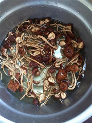 茶树菇汤怎么做，茶树菇汤怎么做好吃，茶树菇汤做法