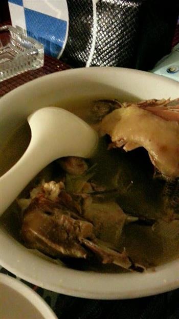 海鲜鸡汤怎么做，海鲜鸡汤怎么做好吃，海鲜鸡汤做法