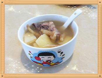 淮山玉竹沙参排骨汤怎么做，淮山玉竹沙参排骨汤怎么做好吃，淮山玉竹沙参排骨汤做法