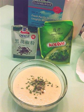 法式奶香蘑菇浓汤怎么做，法式奶香蘑菇浓汤怎么做好吃，法式奶香蘑菇浓汤做法