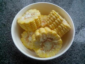 蟹味菇玉米瘦肉汤怎么做，蟹味菇玉米瘦肉汤怎么做好吃，蟹味菇玉米瘦肉汤做法