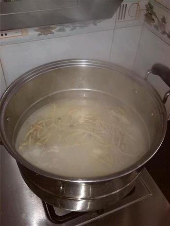 鱼腥草鲫鱼汤怎么做，鱼腥草鲫鱼汤怎么做好吃，鱼腥草鲫鱼汤做法