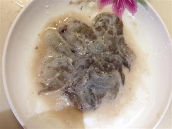 金鱼蛋饺烩虾仁怎么做，金鱼蛋饺烩虾仁怎么做好吃，金鱼蛋饺烩虾仁做法