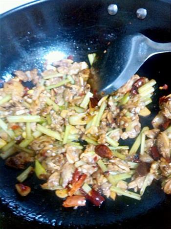爆炒花甲肉怎么做，爆炒花甲肉怎么做好吃，爆炒花甲肉做法