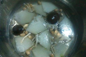 鸡汤菌蔬汤怎么做，鸡汤菌蔬汤怎么做好吃，鸡汤菌蔬汤做法