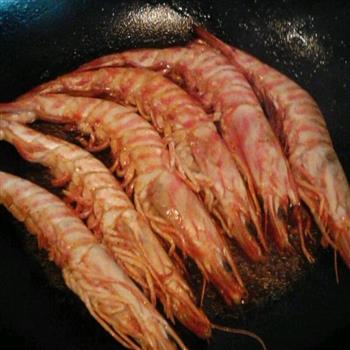 红烧天然野生虾怎么做，红烧天然野生虾怎么做好吃，红烧天然野生虾做法