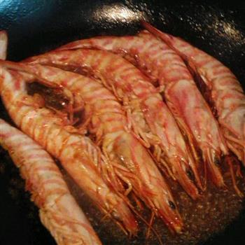 红烧天然野生虾怎么做，红烧天然野生虾怎么做好吃，红烧天然野生虾做法
