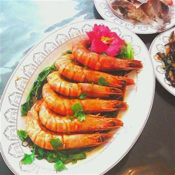 红烧天然野生虾怎么做，红烧天然野生虾怎么做好吃，红烧天然野生虾做法