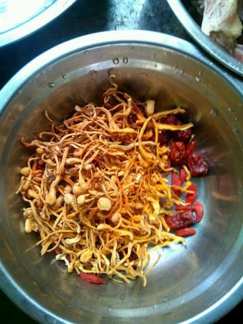 虫草花炖老鸽汤怎么做，虫草花炖老鸽汤怎么做好吃，虫草花炖老鸽汤做法