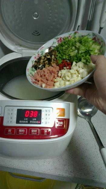 香菇山药虾仁粥怎么做，香菇山药虾仁粥怎么做好吃，香菇山药虾仁粥做法