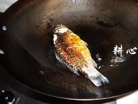 木耳白菜鱼汤怎么做，木耳白菜鱼汤怎么做好吃，木耳白菜鱼汤做法