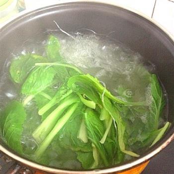 小白菜粉丝芙蓉汤怎么做，小白菜粉丝芙蓉汤怎么做好吃，小白菜粉丝芙蓉汤做法