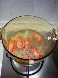 番茄洋葱凤爪汤怎么做，番茄洋葱凤爪汤怎么做好吃，番茄洋葱凤爪汤做法