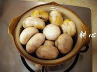 蘑菇肉排煲怎么做，蘑菇肉排煲怎么做好吃，蘑菇肉排煲做法