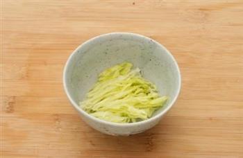 鱼丸生菜汤怎么做，鱼丸生菜汤怎么做好吃，鱼丸生菜汤做法