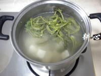 椿芽豆腐汤怎么做，椿芽豆腐汤怎么做好吃，椿芽豆腐汤做法