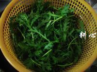 茼蒿鲫鱼汤怎么做，茼蒿鲫鱼汤怎么做好吃，茼蒿鲫鱼汤做法