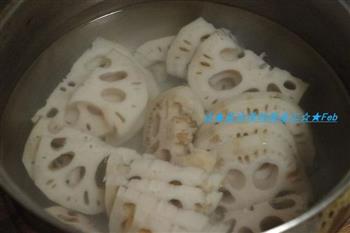 莲藕炖鸡汤怎么做，莲藕炖鸡汤怎么做好吃，莲藕炖鸡汤做法