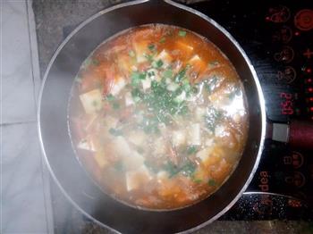 虾头豆腐汤怎么做，虾头豆腐汤怎么做好吃，虾头豆腐汤做法