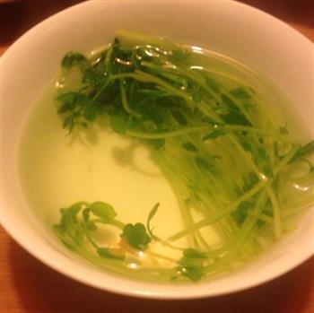 豆苗汤怎么做，豆苗汤怎么做好吃，豆苗汤做法