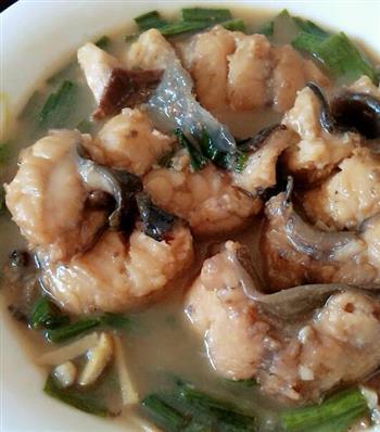 黄焖塘鲺-粤菜经典吃法怎么做，黄焖塘鲺-粤菜经典吃法怎么做好吃，黄焖塘鲺-粤菜经典吃法做法