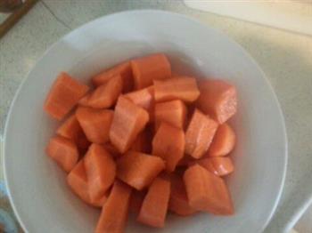 胡萝卜玉米瘦肉汤怎么做，胡萝卜玉米瘦肉汤怎么做好吃，胡萝卜玉米瘦肉汤做法