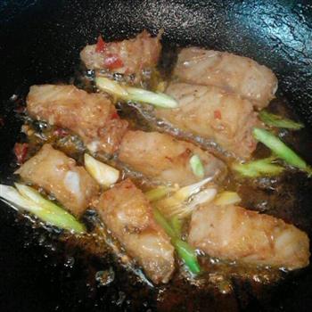 油焖鳗鱼怎么做，油焖鳗鱼怎么做好吃，油焖鳗鱼做法