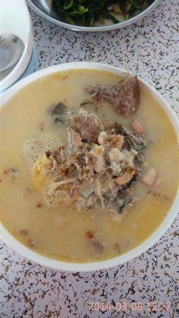 花生鲫鱼鸡蛋汤怎么做，花生鲫鱼鸡蛋汤怎么做好吃，花生鲫鱼鸡蛋汤做法