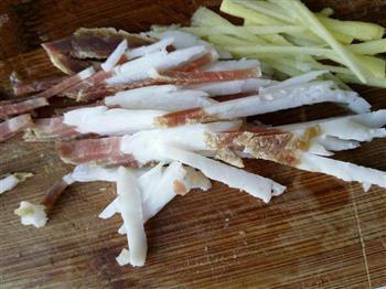 青蒜海鲜炒粉条怎么做，青蒜海鲜炒粉条怎么做好吃，青蒜海鲜炒粉条做法