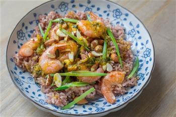 红米饭虾仁沙拉怎么做，红米饭虾仁沙拉怎么做好吃，红米饭虾仁沙拉做法