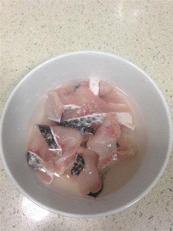 榨菜黑鱼片怎么做，榨菜黑鱼片怎么做好吃，榨菜黑鱼片做法