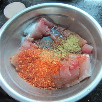 用烤箱做腊鱼怎么做，用烤箱做腊鱼怎么做好吃，用烤箱做腊鱼做法
