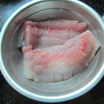 用烤箱做腊鱼怎么做，用烤箱做腊鱼怎么做好吃，用烤箱做腊鱼做法