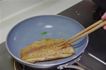 煎烤鲷鱼柳怎么做，煎烤鲷鱼柳怎么做好吃，煎烤鲷鱼柳做法