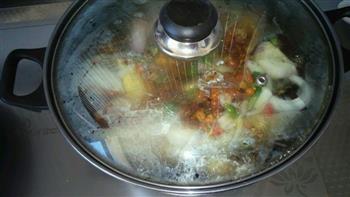 香煎红烧麻辣秋刀鱼怎么做，香煎红烧麻辣秋刀鱼怎么做好吃，香煎红烧麻辣秋刀鱼做法