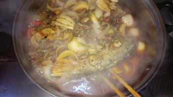 香煎红烧麻辣秋刀鱼怎么做，香煎红烧麻辣秋刀鱼怎么做好吃，香煎红烧麻辣秋刀鱼做法