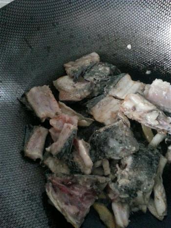 冬季暖身菜一养颜蕃茄鱼怎么做，冬季暖身菜一养颜蕃茄鱼怎么做好吃，冬季暖身菜一养颜蕃茄鱼做法
