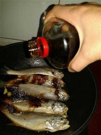 嫩嫩的红烧小黄鱼怎么做，嫩嫩的红烧小黄鱼怎么做好吃，嫩嫩的红烧小黄鱼做法